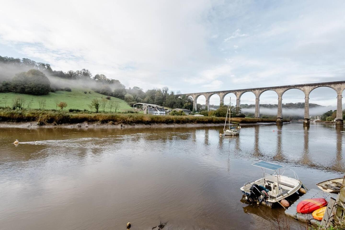 Viaduct River View & Outdoor Bath - Couples Retreat Calstock Extérieur photo